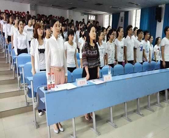 http://wcmfileapi.zznu.edu.cn:8002/picture/article/67/ae/f0/4445930d477ca0d6cefaa362b718/40a4b79d-d25b-46ec-975e-5d36e6e84804.png