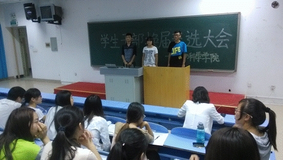 http://wcmfileapi.zznu.edu.cn:8002/picture/article/67/32/13/41678e2f4051b03b0ea81e5b5d38/56fdc09b-a80b-472c-a51e-f5f108cd44ef.png