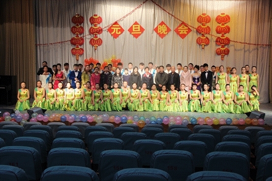 http://wcmfileapi.zznu.edu.cn:8002/picture/article/67/b2/bb/9413b8f1412b92dbb3c0e5cd540b/7682dbef-32d7-4ba2-9f1d-c95def189c46.png