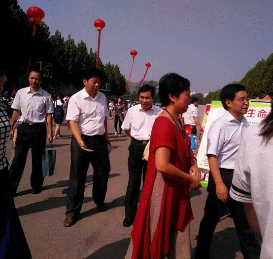 http://wcmfileapi.zznu.edu.cn:8002/picture/article/67/99/81/f6e0364244c7be8ee1aa938b78dd/41369b34-261b-4cc6-8db6-b2a1144a2a89.png