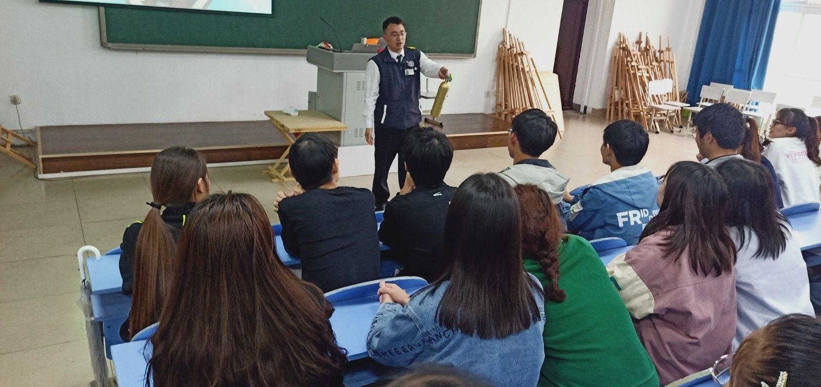 c1edca5c81511df23d8c8120ced93f5.jpg c1edca5c81511df23d8c8120ced93f5.jpg