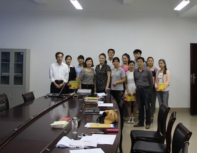 http://wcmfileapi.zznu.edu.cn:8002/picture/article/67/a1/fa/e58efe0a4c09adb35a36568cea7e/8c1f2b94-f79a-4558-a8ac-a8fecaff8b27.jpg