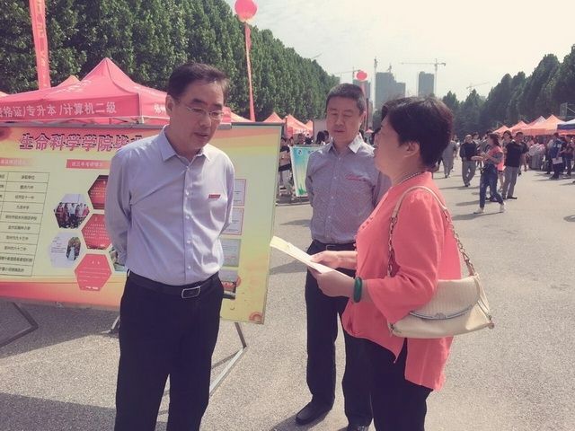 QQ图片20170908125425 - 副本.jpg QQ图片20170908125425 - 副本.jpg